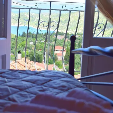 Holiday home Dryopi