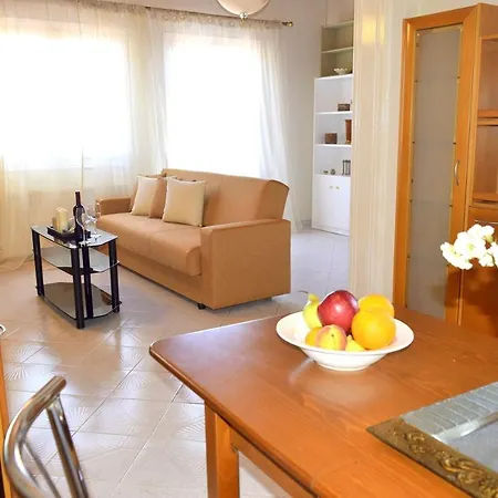 Holiday home Dryopi