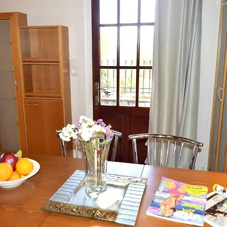 Holiday home Dryopi Perachori
